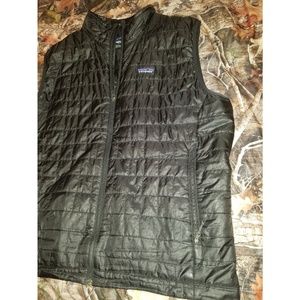 Mens Black Patagonia Vest